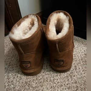 Bear paw boots